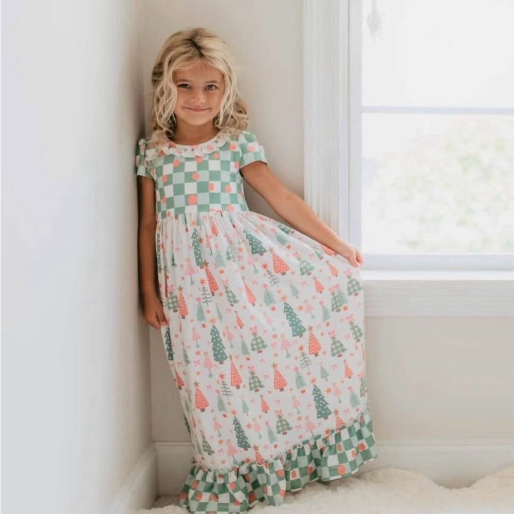 Girls' Festive Christmas Tree Nightgown